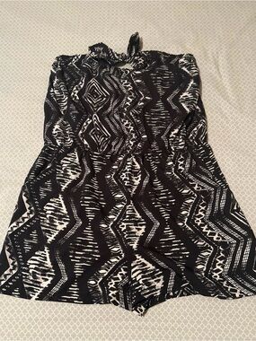 Black & White Geometric Strapless Romper